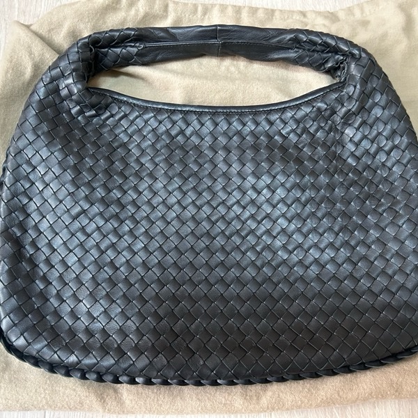 BV hobo 和尚包 肩背包 單肩包 黑-5