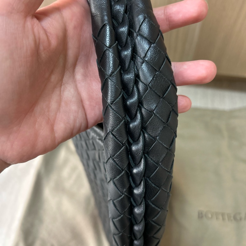 BV hobo 和尚包 肩背包 單肩包 黑-9