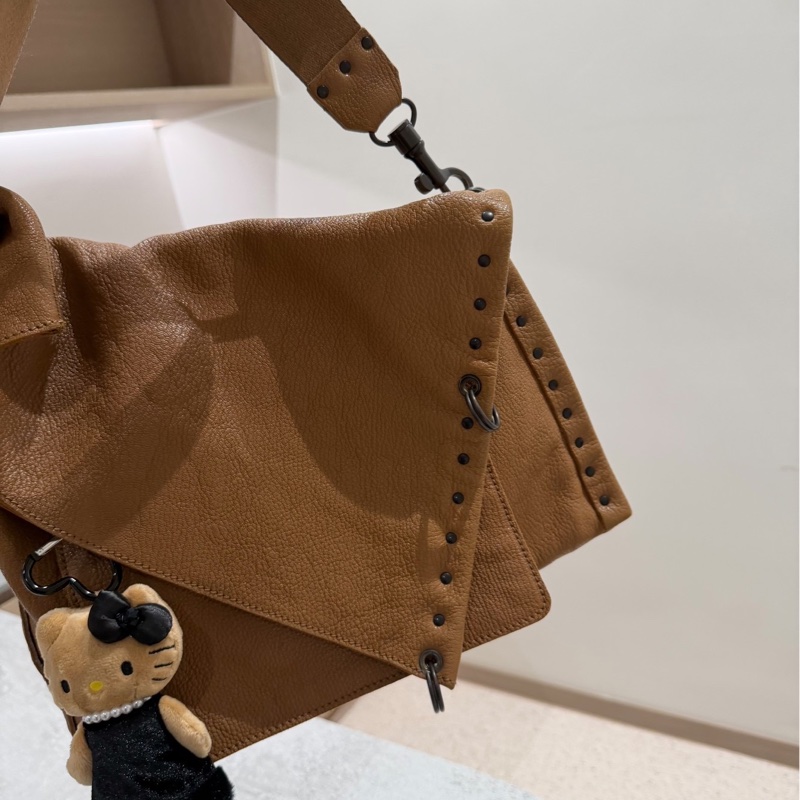 BOTTEGA VENETA BV 卡其 卯釘 咖啡 斜背包 肩背包 側背包 郵差包-9