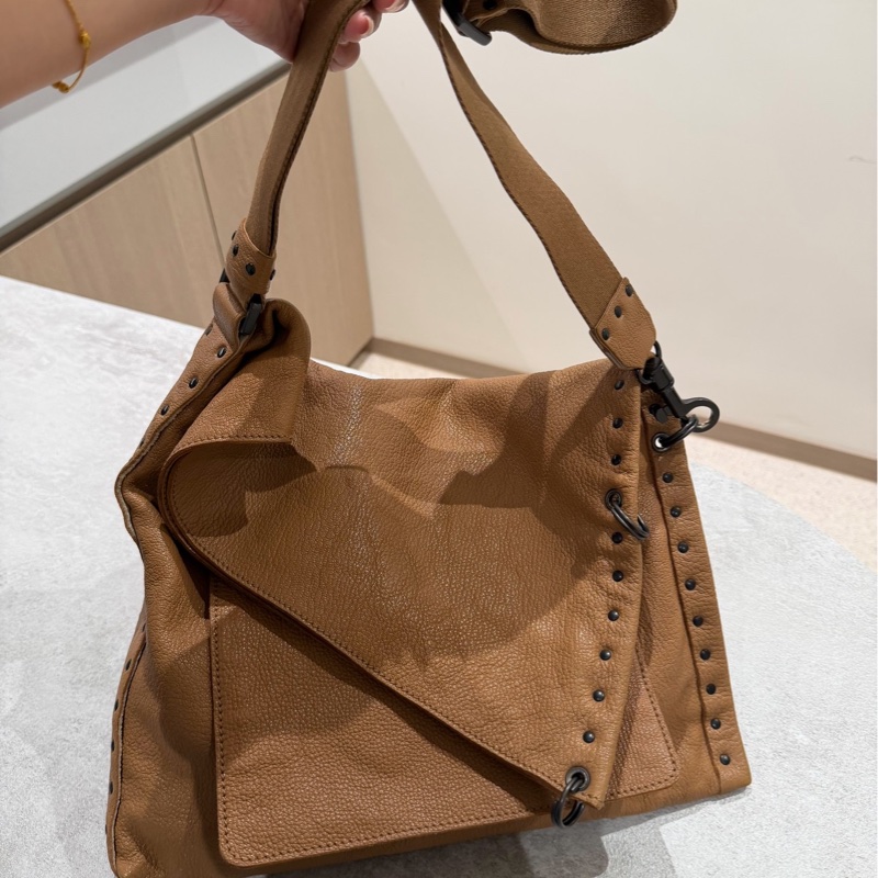 BOTTEGA VENETA BV 卡其 卯釘 咖啡 斜背包 肩背包 側背包 郵差包-26