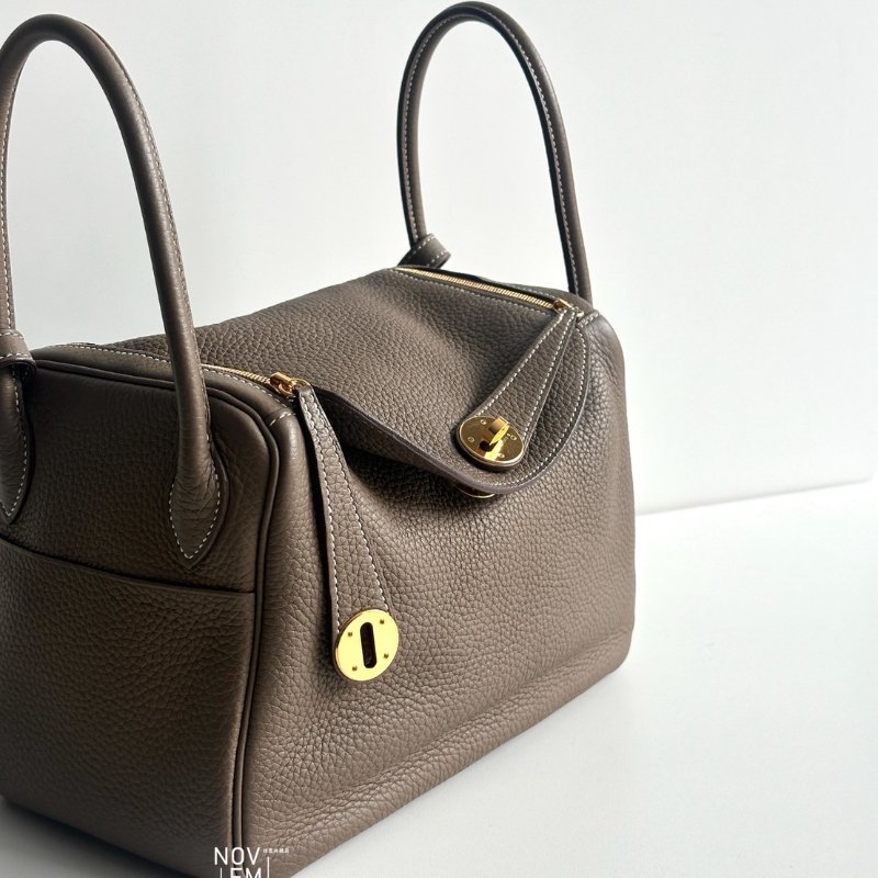 98新✨ Hermès 愛馬仕 Lindy 26 大象灰金釦-1