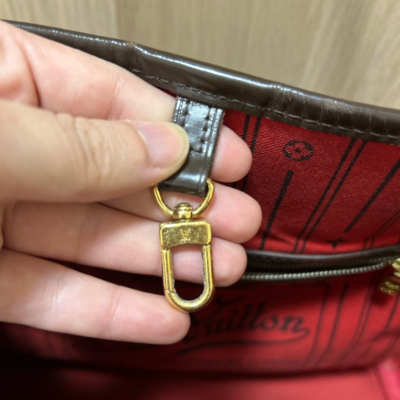 LV neverfull-14