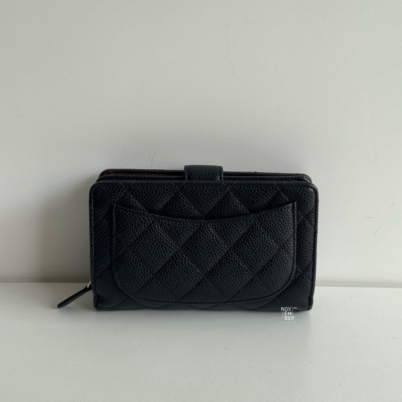 95新🫰🏻 保卡款 Chanel 香奈兒 中夾 黑色金釦-7