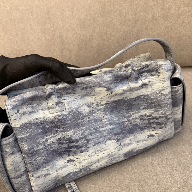 ACNE STUDIOS仿舊蝴蝶結包-3