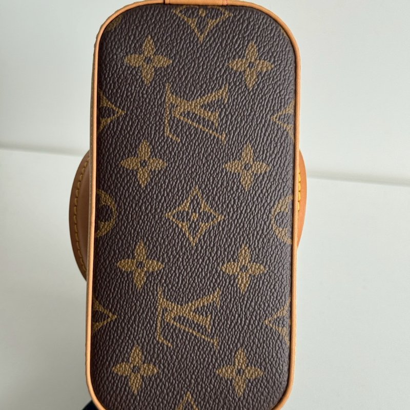 99新🆕 Louis Vuitton LV 路易威登 Nano Alma 迷你貝殼包-9