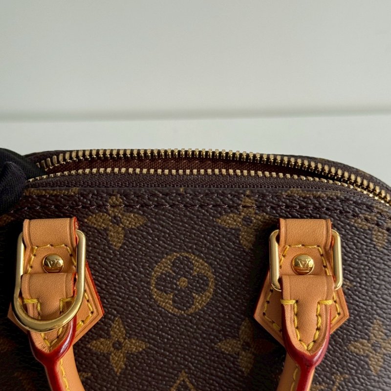 99新🆕 Louis Vuitton LV 路易威登 Nano Alma 迷你貝殼包-12