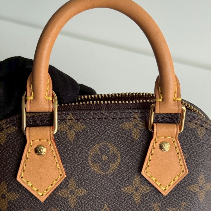 99新🆕 Louis Vuitton LV 路易威登 Nano Alma 迷你貝殼包-13