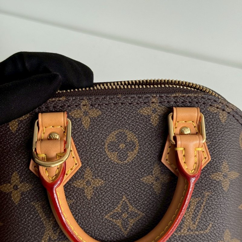 99新🆕 Louis Vuitton LV 路易威登 Nano Alma 迷你貝殼包-14