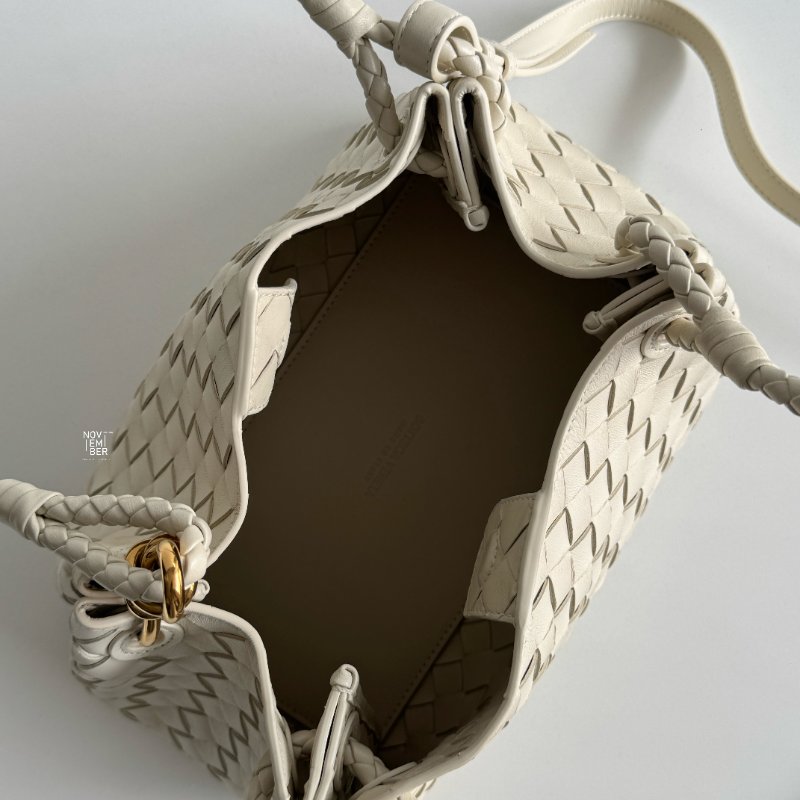 全新🤍 Bottega Veneta BV Parachute 中號 白色金釦-3