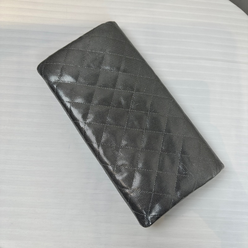 香奈兒/Chanel Foldover Clutch 銀色牛皮菱格紋手拿包27x3x14cm-1