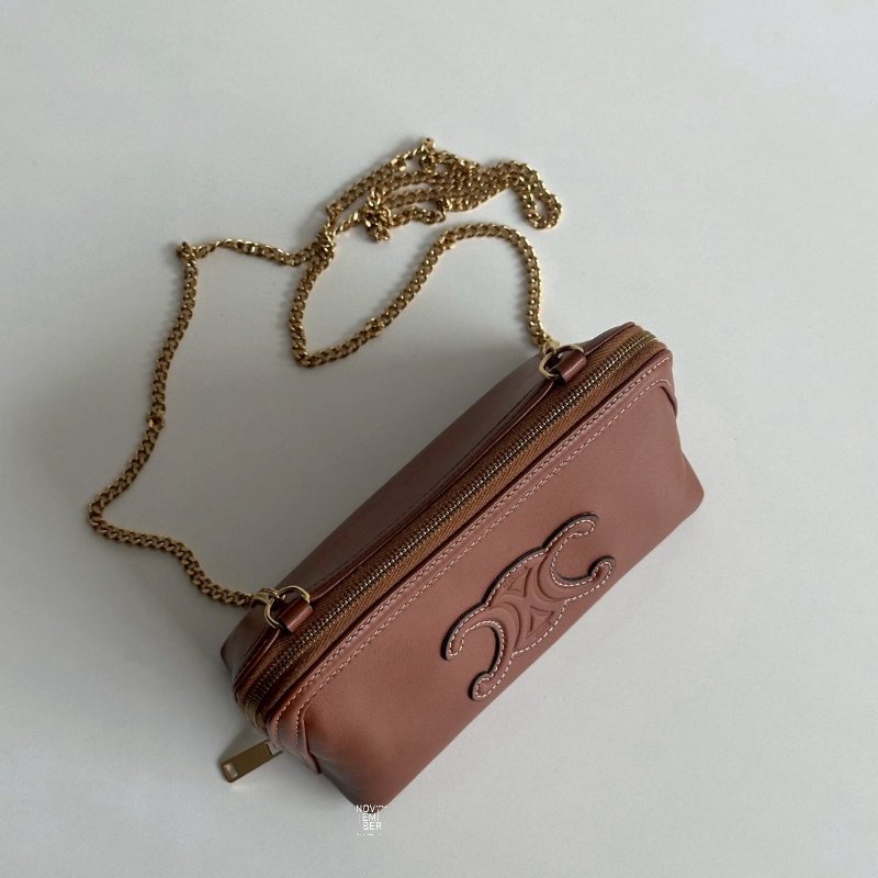 99新🆕 全配有購證🙌🏻 Celine 鏈條斜背包 棕色-2