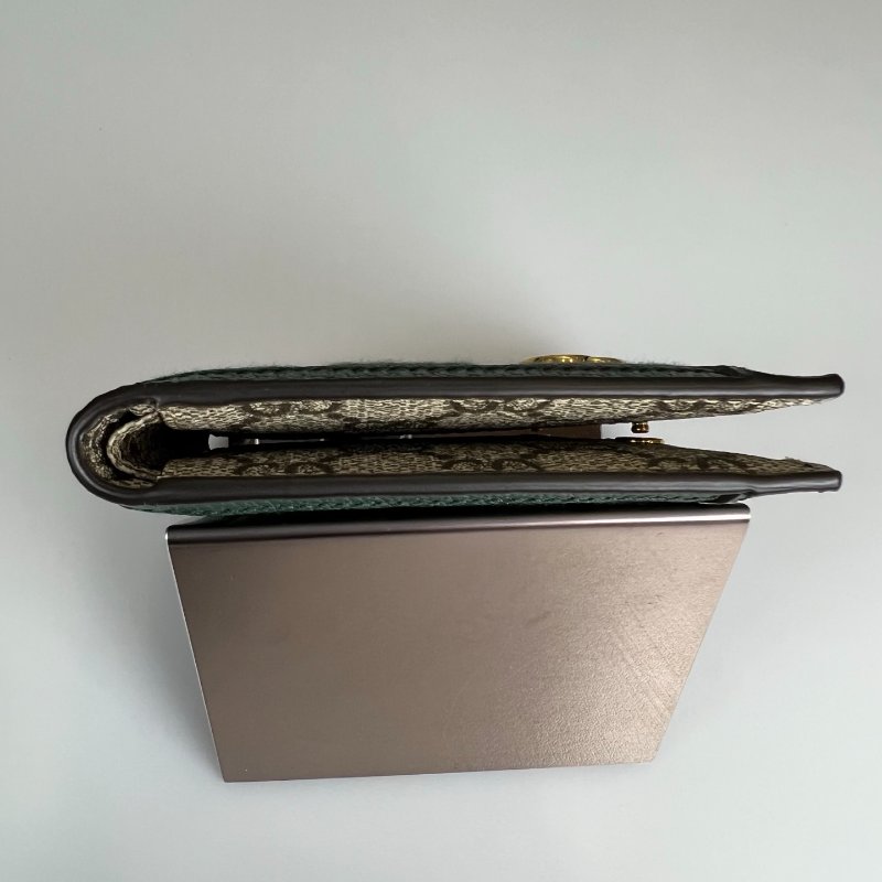 GUCCI 756526  綠格紋內裡老花對開短夾-4
