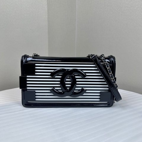 香奈兒/Chanel 漆皮黑白條紋亞克力積木包 23x7x13cm