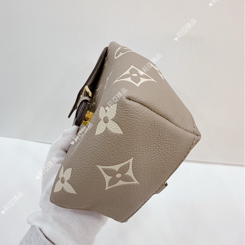 莉亞精品♡ LV tiny 斑鳩灰大象灰小書包 9新美包-10