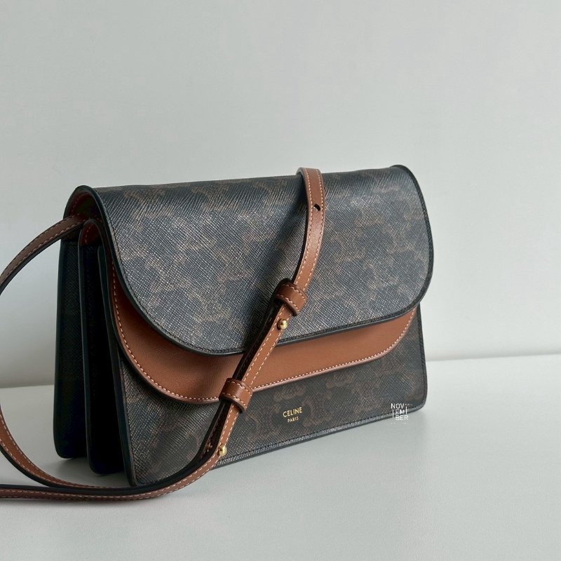 98新🫰🏻Celine 老花雙層 WOC-1