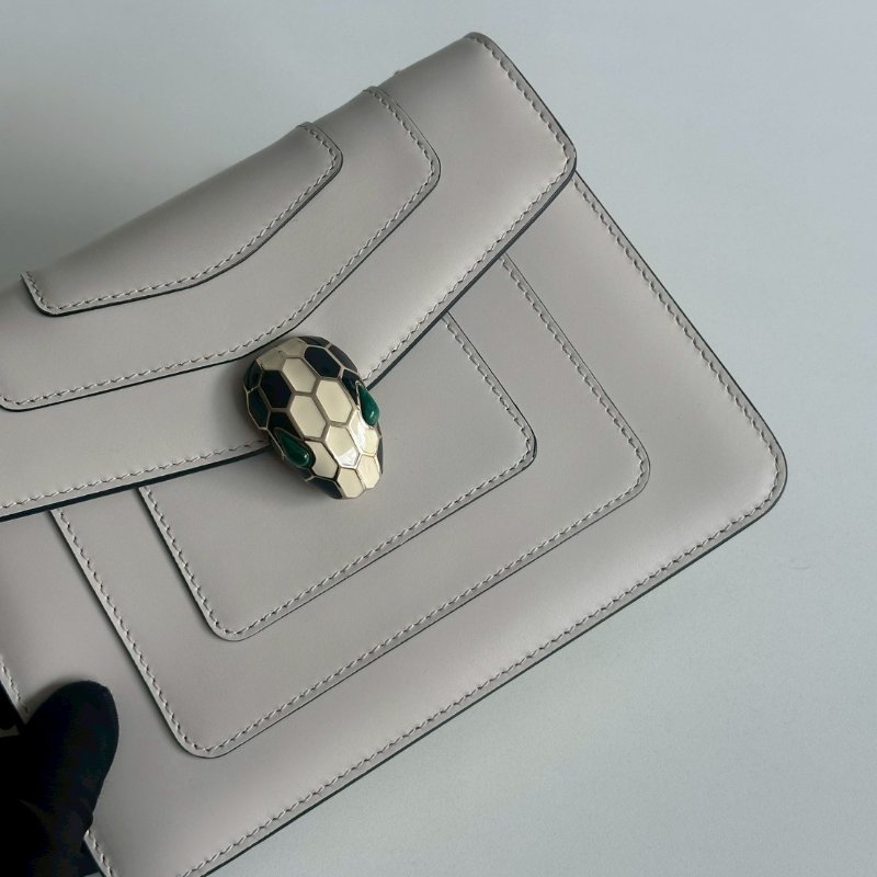 98新🫰🏻 Bvlgari 寶格麗 Serpenti Forever 斜揹包 白色-15