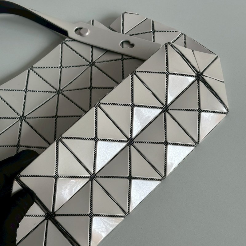 99新🆕 Issey Miyake BAO BAO 三宅一生 白色托特包-5