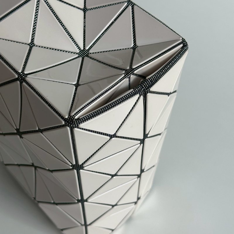 99新🆕 Issey Miyake BAO BAO 三宅一生 白色托特包-10