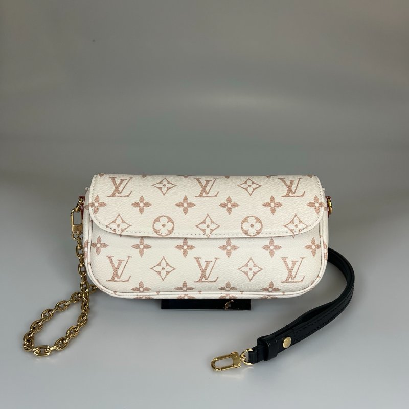 LV M83091/晶片款 白拚粉皮革IVY鍊包-1