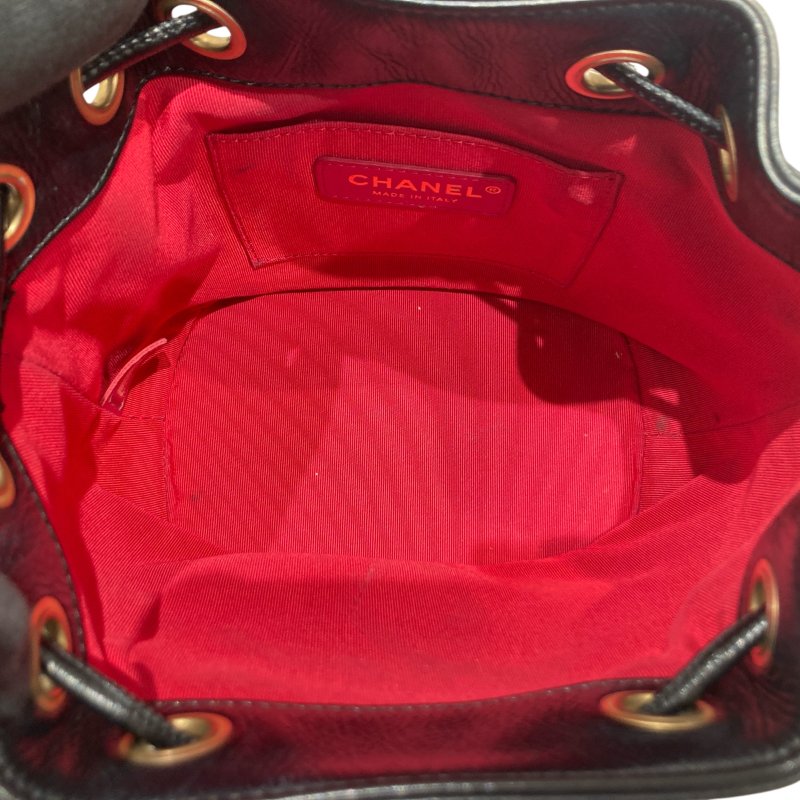 CHANEL 香奈兒 COCO LOGO 雙C 水桶包包 小牛皮 黑色 金釦-10