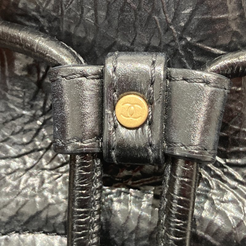 CHANEL 香奈兒 COCO LOGO 雙C 水桶包包 小牛皮 黑色 金釦-15