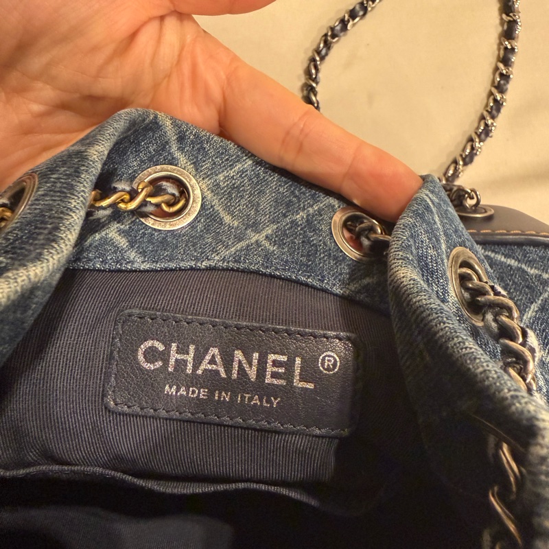 Chanel 香奈兒 丹寧流浪雙肩包（小號）-1