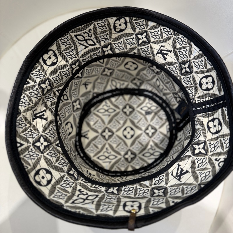 Louis Vuitton 新款漁夫帽1854 🖤誰戴誰好看(沒戴過)-4