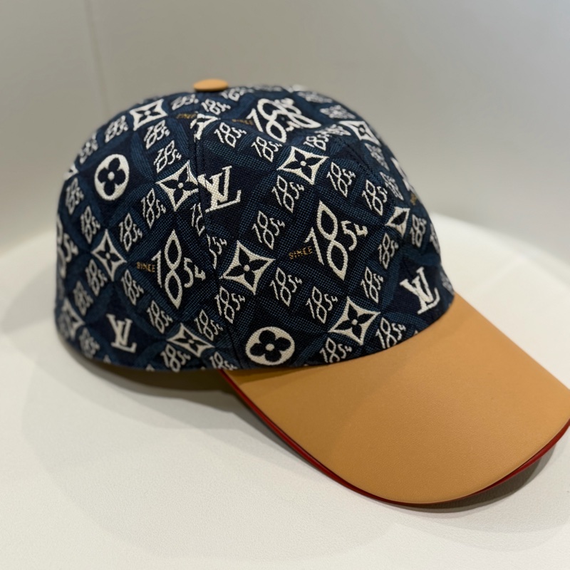 Louis Vuitton 新款版帽1854 🖤誰戴誰好看(未戴過有刮痕)-1