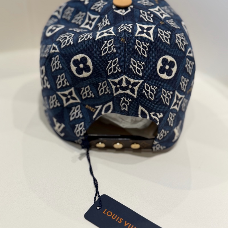 Louis Vuitton 新款版帽1854 🖤誰戴誰好看(未戴過有刮痕)-4