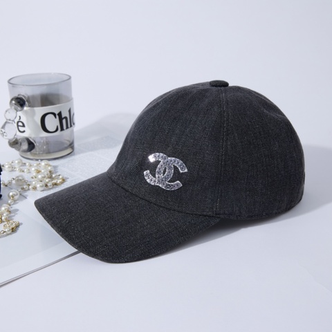 ❤️CHANEL 黑色牛仔面料 Logo 棒球帽
