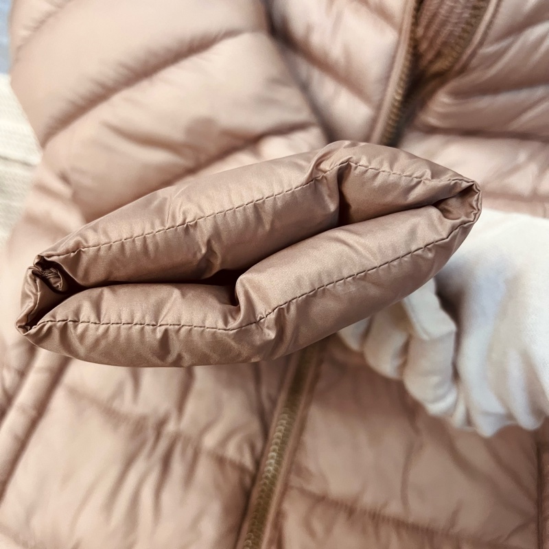 Michael kors銀粉色長版連帽輕羽絨外套-13