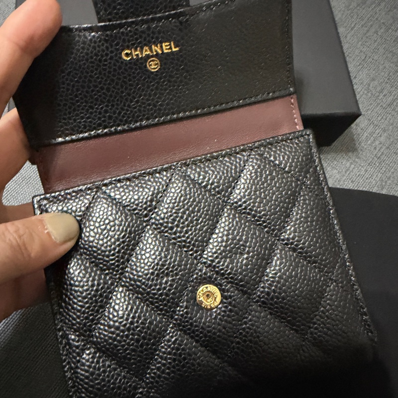 Chanel 經典款荔枝皮金釦三折短夾 全新-1