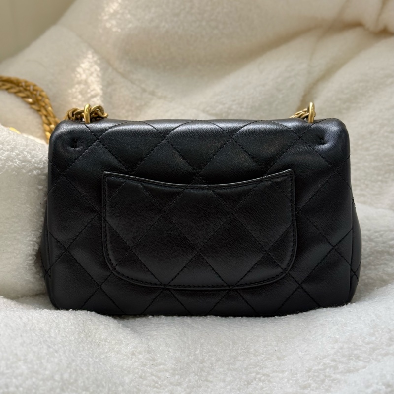 (2025台灣購證🇹🇼全配)Chanel 愛心調節釦黑金-1