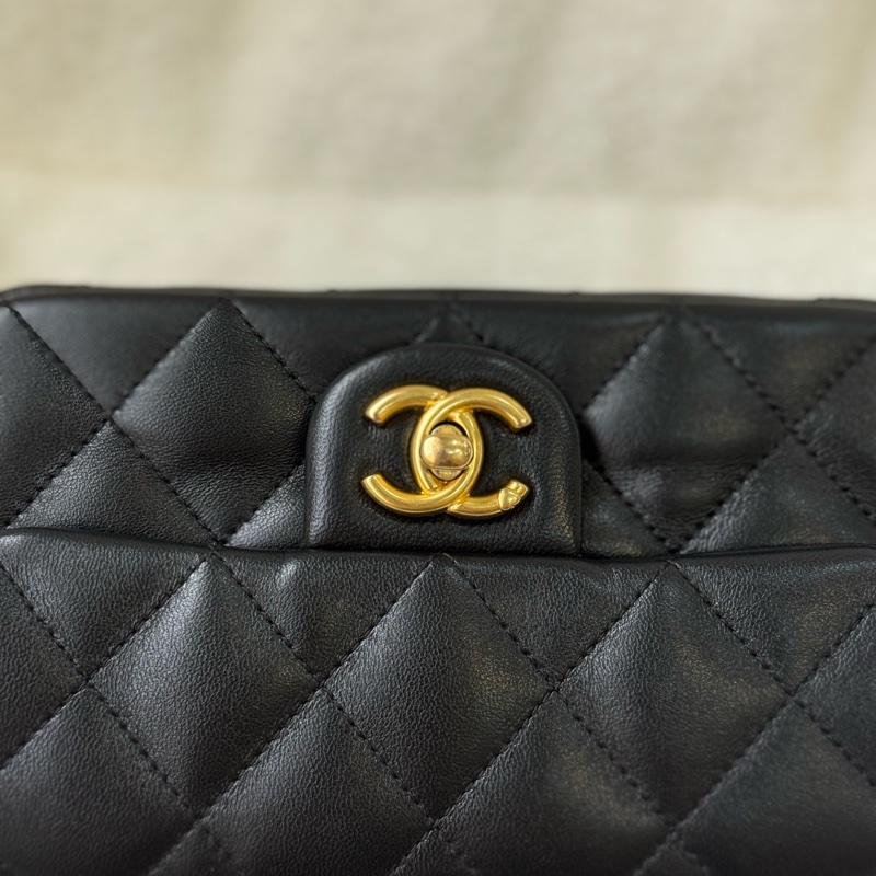 (2025台灣購證🇹🇼全配)Chanel 愛心調節釦黑金-7