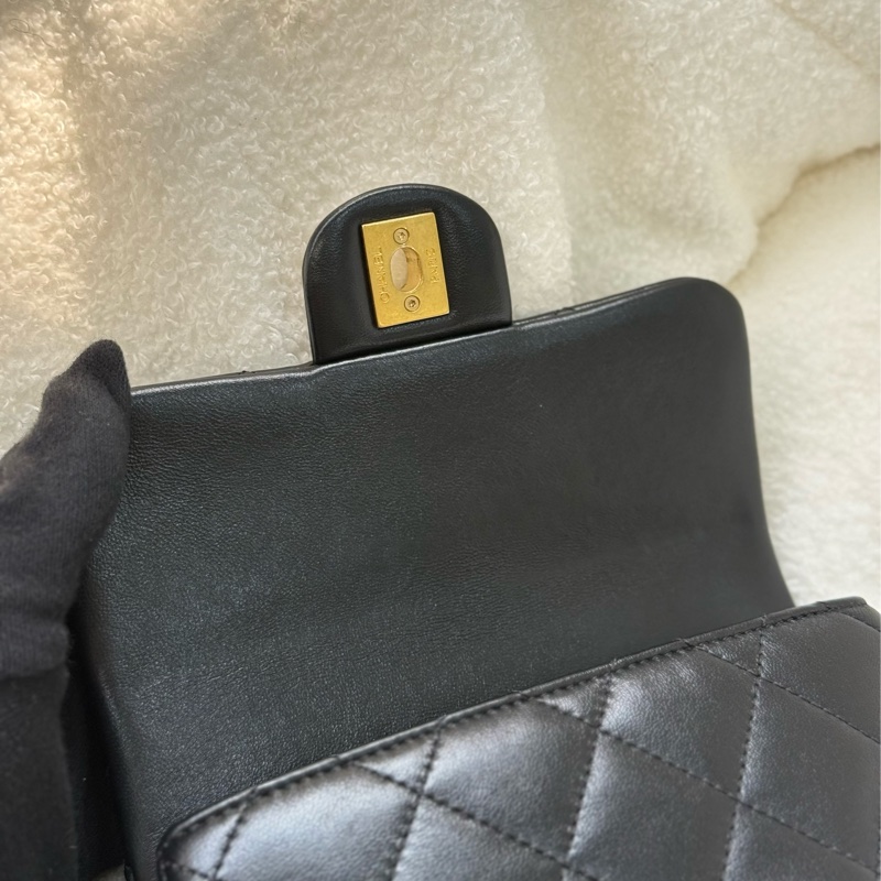 (2025台灣購證🇹🇼全配)Chanel 愛心調節釦黑金-9