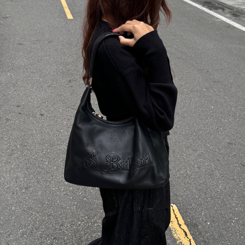 【極新🎁】 BVLGARI 寶格麗 經典黑色 Hobo腋下包 (專櫃122,000)-21