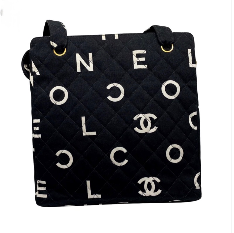 「JL精品代購」9新 Chanel秀款黑白塗鴉字母logo單肩包-3