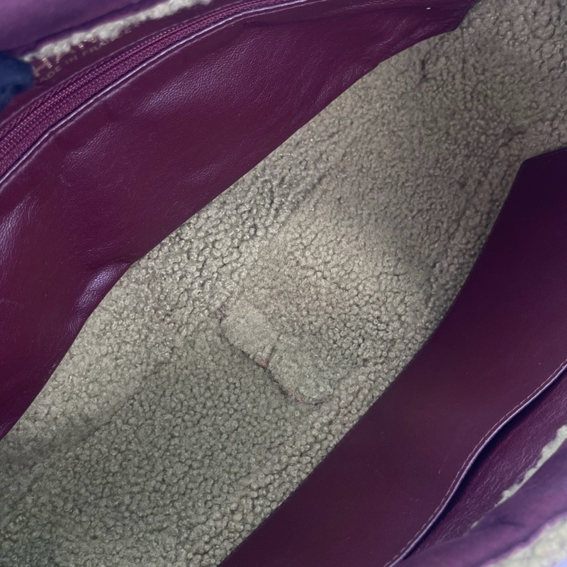 「JL精品代購」香奈兒巧克力麂皮拼抹茶羊羔毛銀扣手提腋下小方包-11