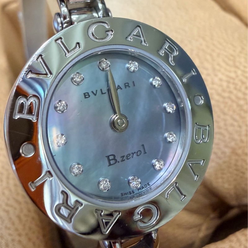 真品 BVLGARI 寶格麗 B.zero1 系列 BZ 22 S女士珍珠母貝手鐲原鑲真鑽錶-0