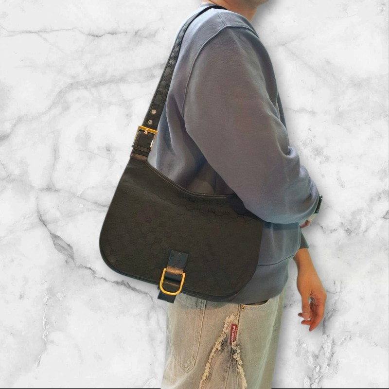 🫅女神購物節狂降(原$7800)‼️只到3/15⏰㊣✨GUCCI✨(附防塵袋)古馳 GG 黑色 滿版 帆布 皮革 老花 馬鞍包 腋下包 肩背包/二手包/保證正品🌳二手樹屋🌳-65