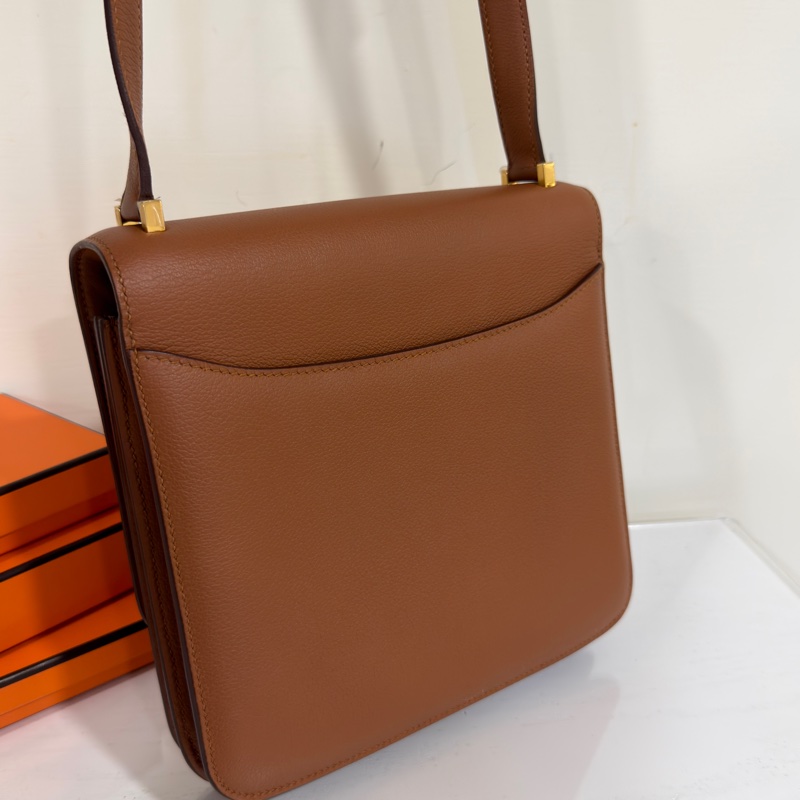 #僅一顆🉐驚爆價💰 #康康平替 愛馬仕2002-20金棕金ec皮 郵差包-9