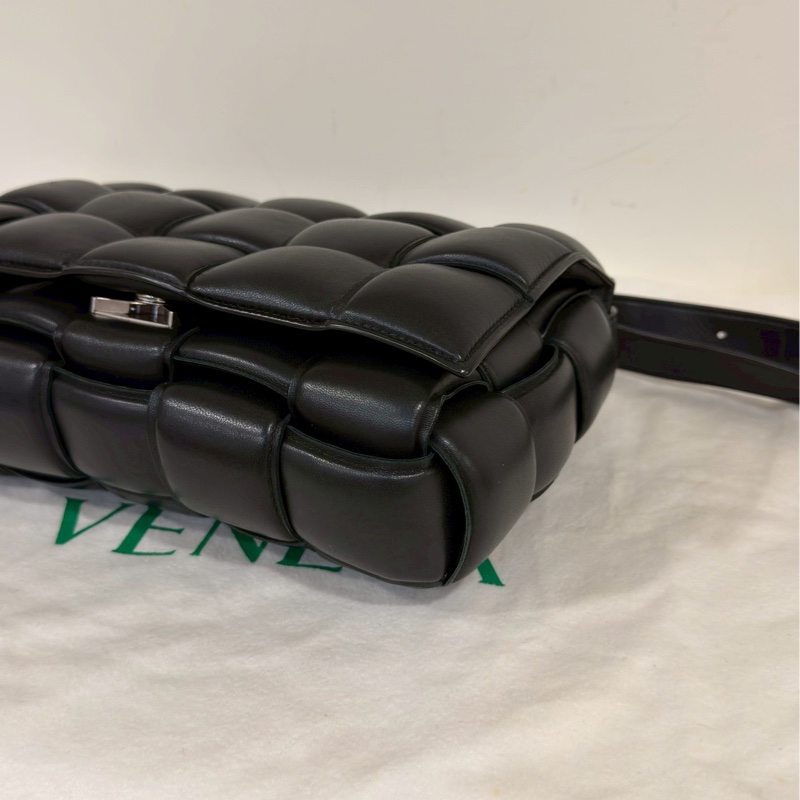 百搭通用款😍99新🆕Bv葆蝶家黑色銀扣Cassette編織枕頭包單肩斜挎包-15