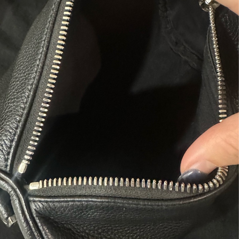 Dior圓筒包經典黑斜背包-7