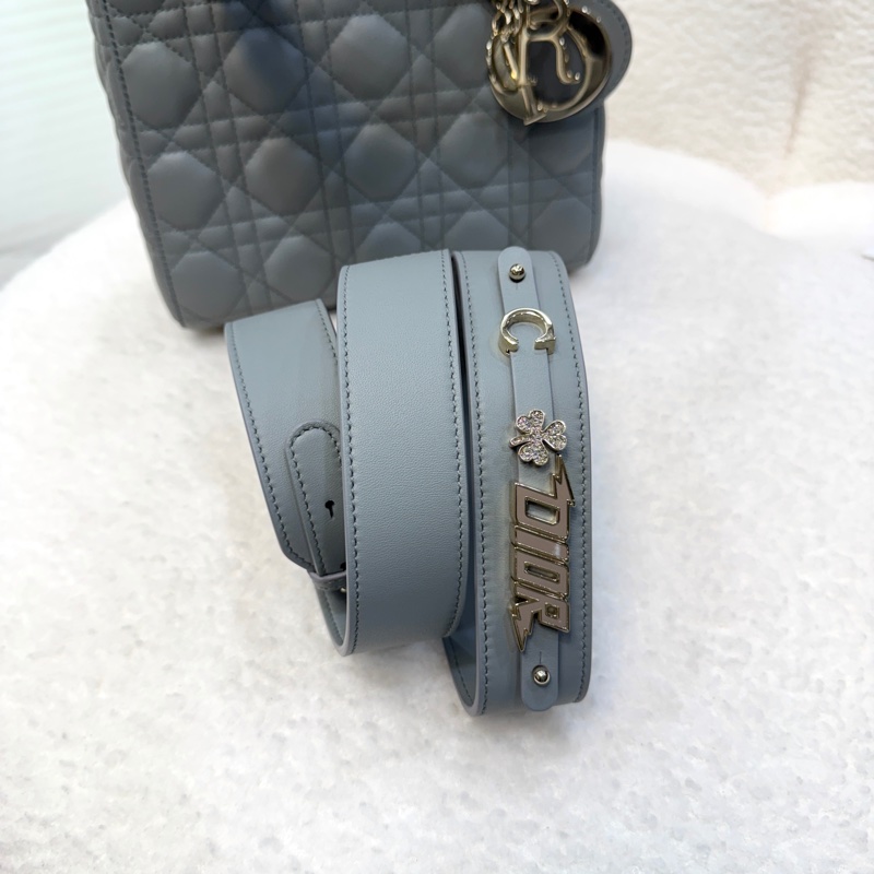 Dior Lady Dior小款石灰色My ABCDior Cannage 藤格紋羊皮黛妃包M0538大全配-9