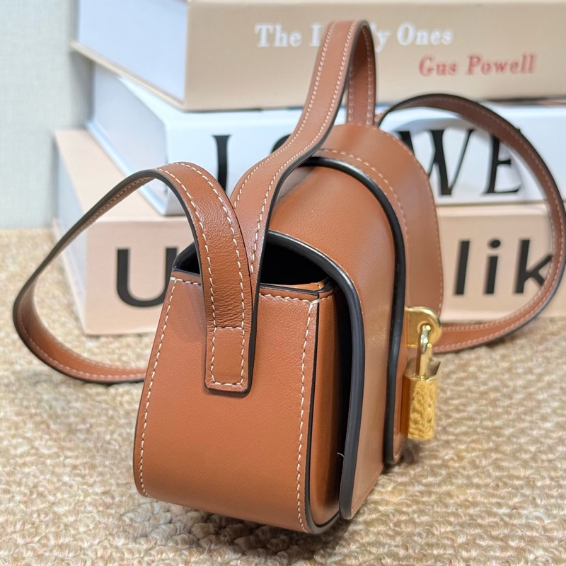 99新 Celine 賽琳 Tabou系列 金鎖包-3