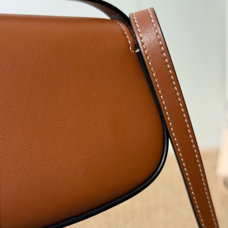 99新 Celine 賽琳 Tabou系列 金鎖包-5