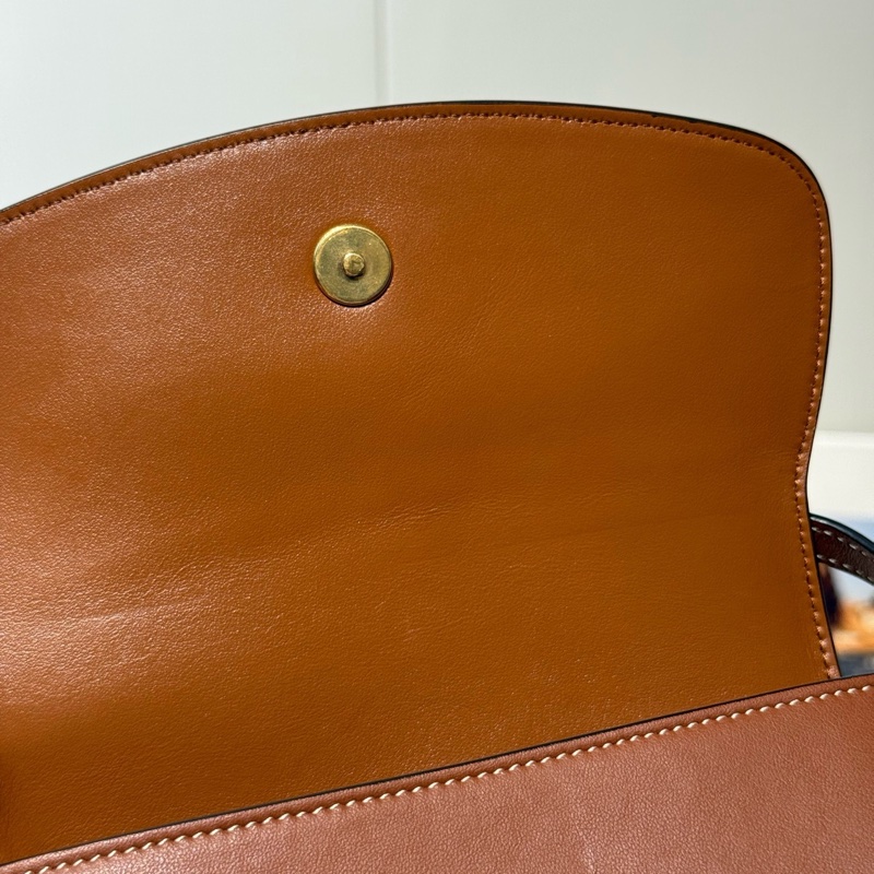 99新 Celine 賽琳 Tabou系列 金鎖包-6