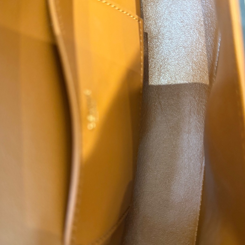 99新 Celine 賽琳 Tabou系列 金鎖包-12