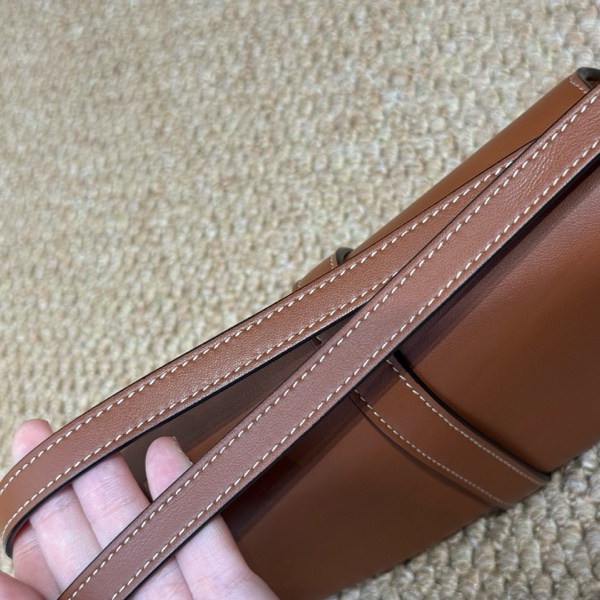 99新 Celine 賽琳 Tabou系列 金鎖包-15