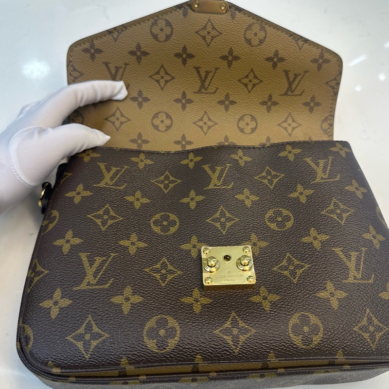 LV路易威登/老花拼色郵差包 芯片款25*7*19cm-9